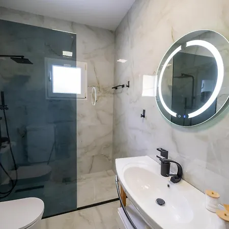 ヴィラ Casa Montagna フロリナ